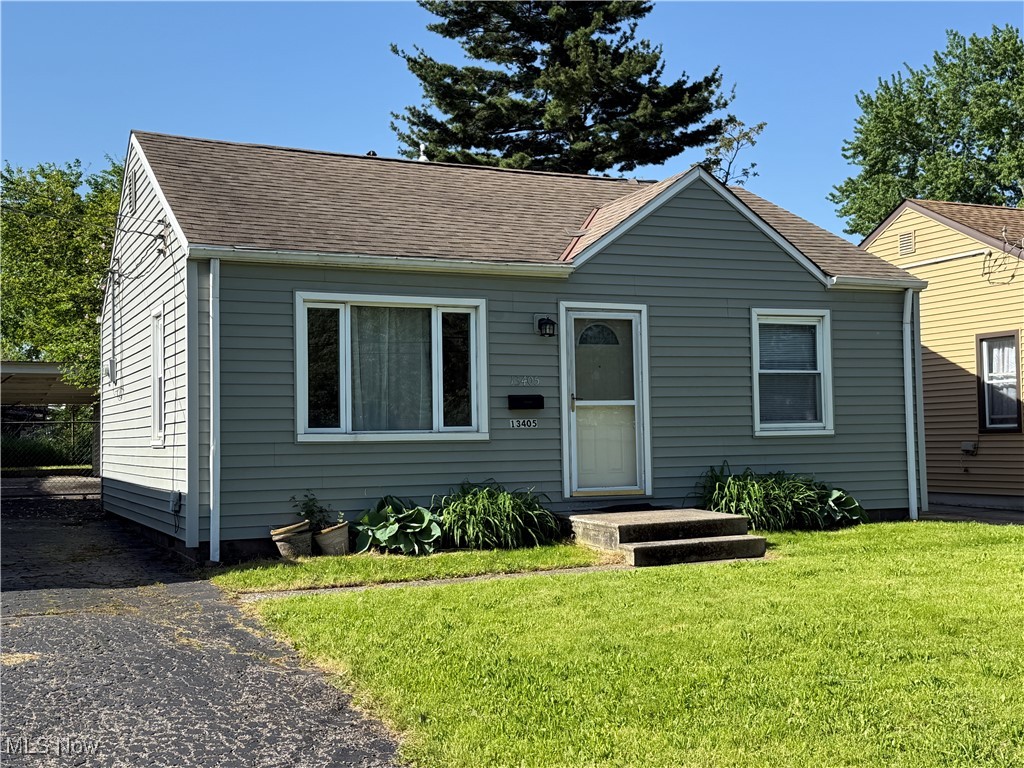 13405 Thornhope Road Cleveland OH 44135