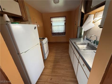 13405 Thornhope Road Cleveland OH 44135