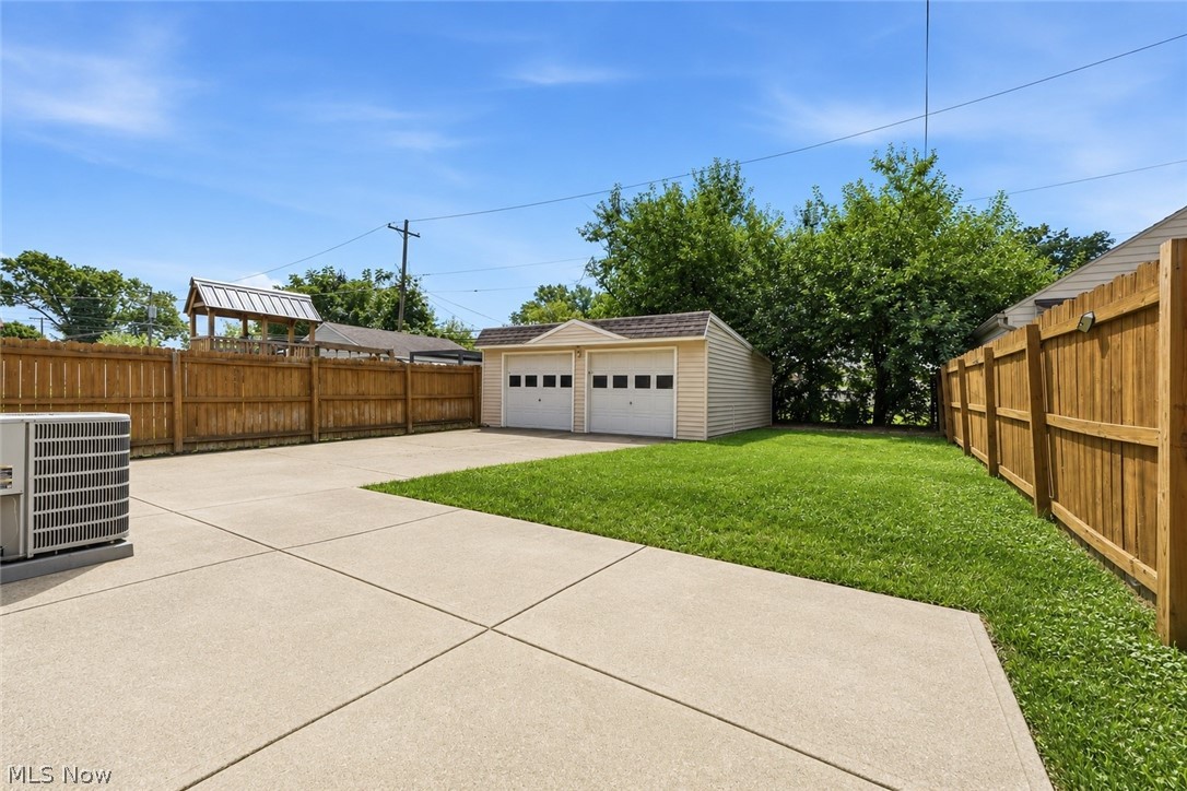 1715 North Avenue Parma OH 44134