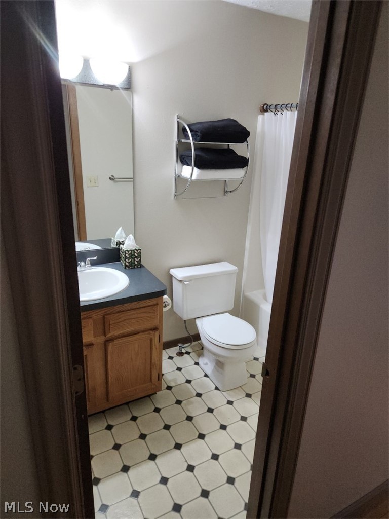 37888 N Doovys Street Avon OH 44011