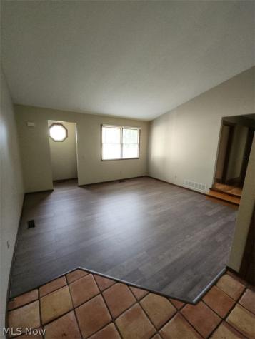 37888 N Doovys Street Avon OH 44011