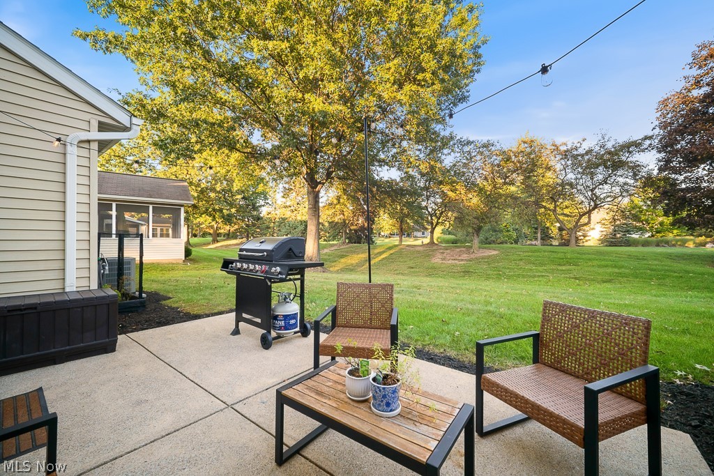 10663 Stapleton Drive Strongsville OH 44136