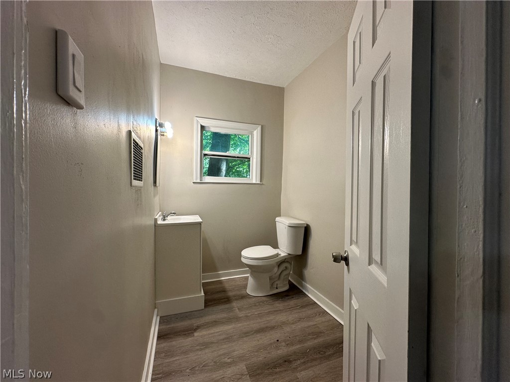493 Bacon Avenue Akron OH 44320