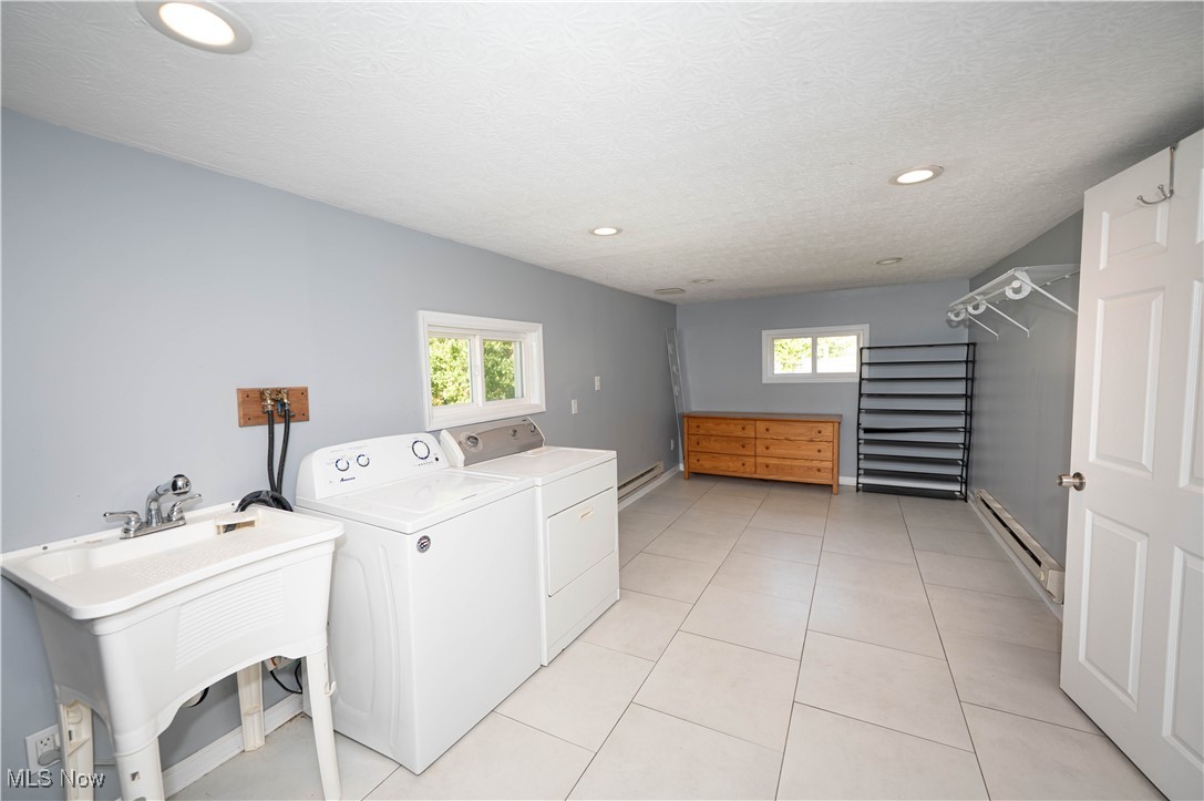 15840 Grace Street Newbury OH 44065