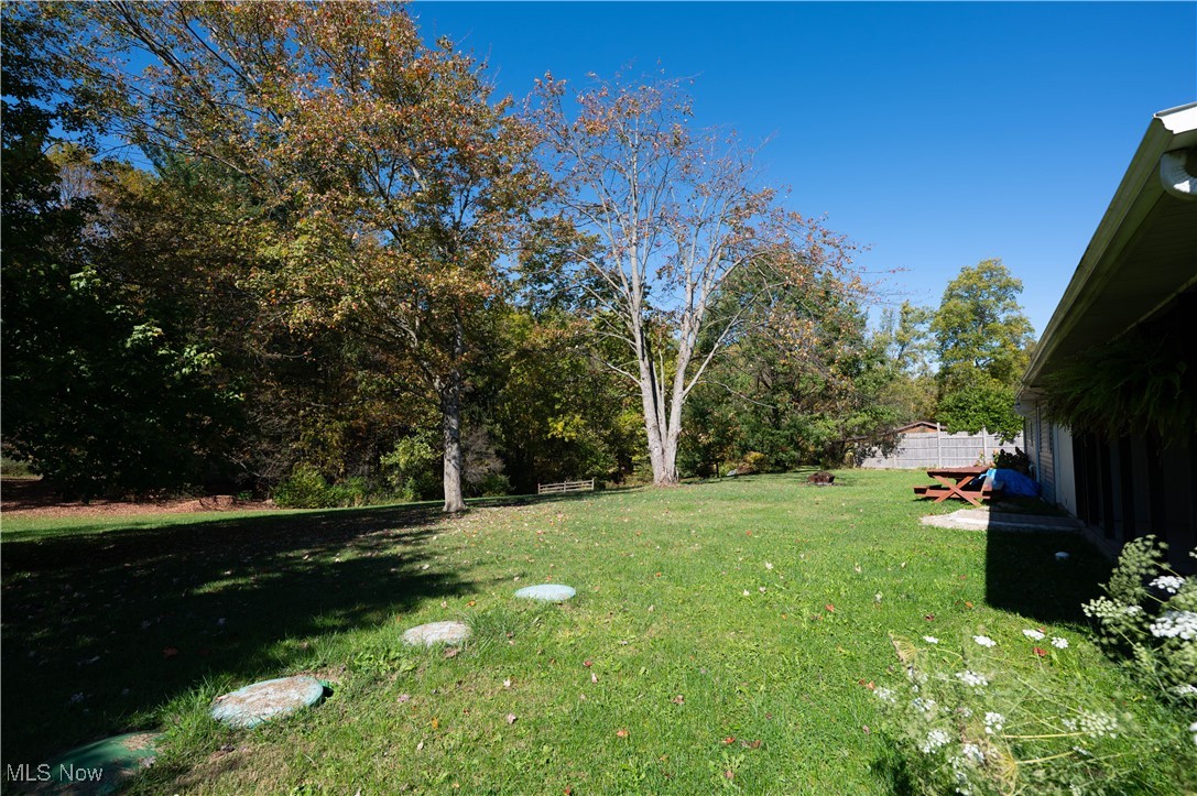 15840 Grace Street Newbury OH 44065