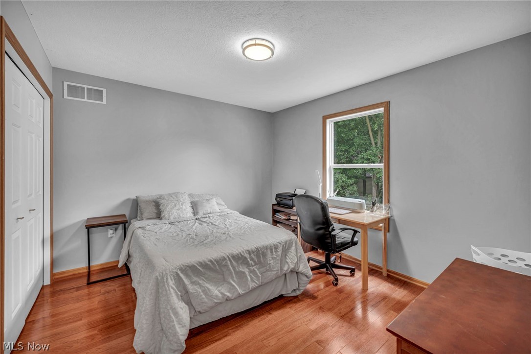 1062 Mcshane Drive Cuyahoga Falls OH 44221