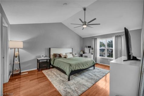 1062 Mcshane Drive Cuyahoga Falls OH 44221