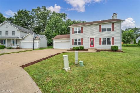 1062 Mcshane Drive Cuyahoga Falls OH 44221