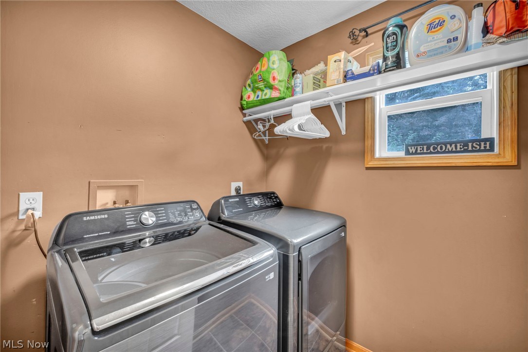 1062 Mcshane Drive Cuyahoga Falls OH 44221