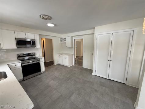 22350 S Woodland Road Shaker Heights OH 44122
