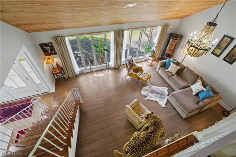 10997 Tanager Trail Brecksville OH 44141