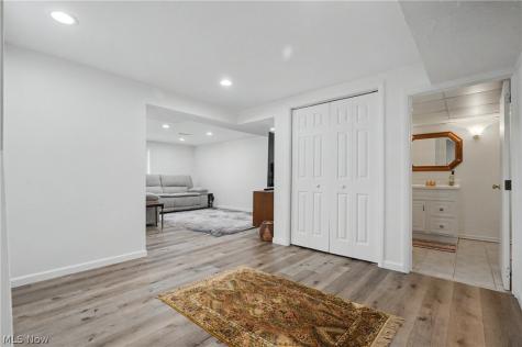 10997 Tanager Trail Brecksville OH 44141