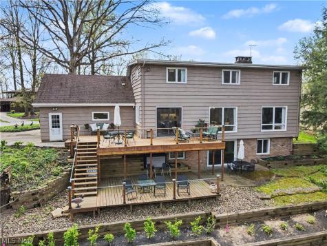 10997 Tanager Trail Brecksville OH 44141