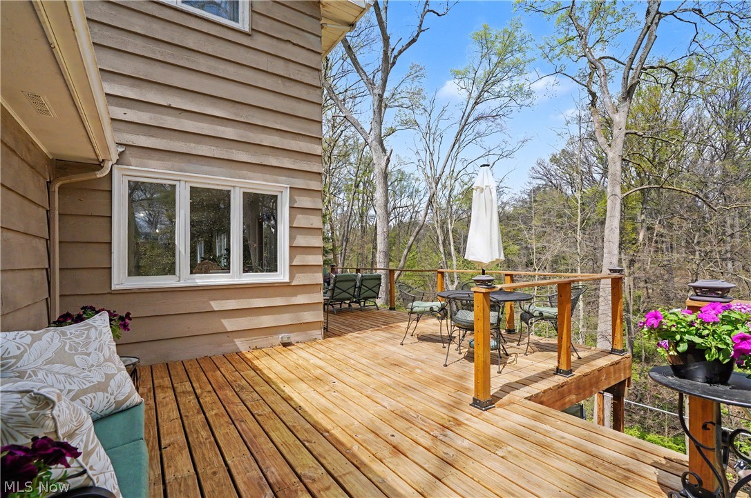 10997 Tanager Trail Brecksville OH 44141