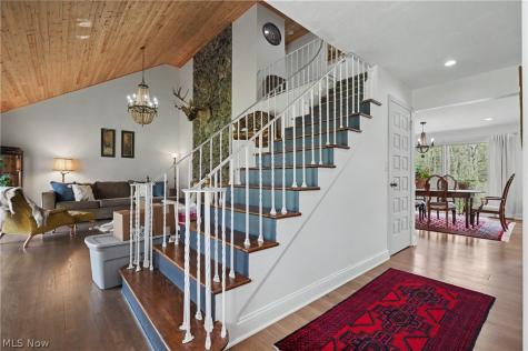 10997 Tanager Trail Brecksville OH 44141