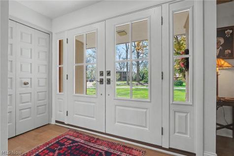 10997 Tanager Trail Brecksville OH 44141