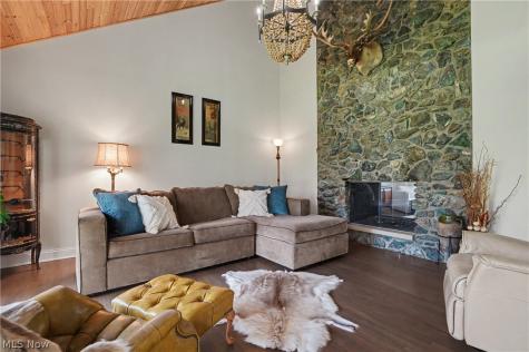 10997 Tanager Trail Brecksville OH 44141