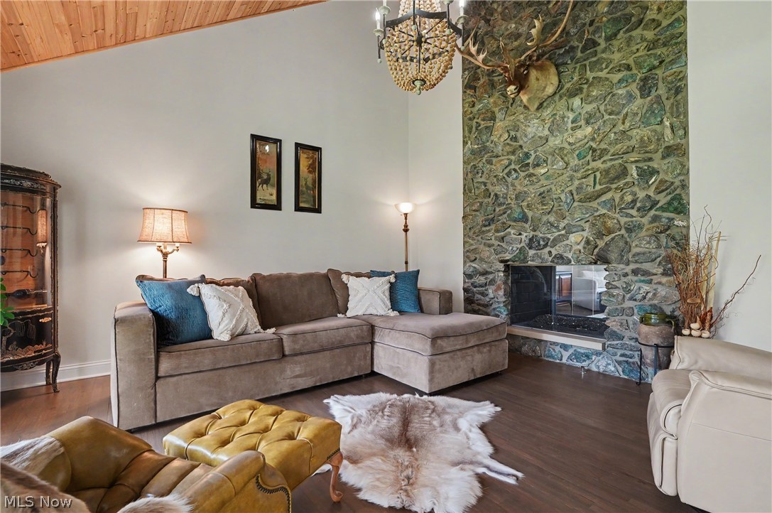 10997 Tanager Trail Brecksville OH 44141