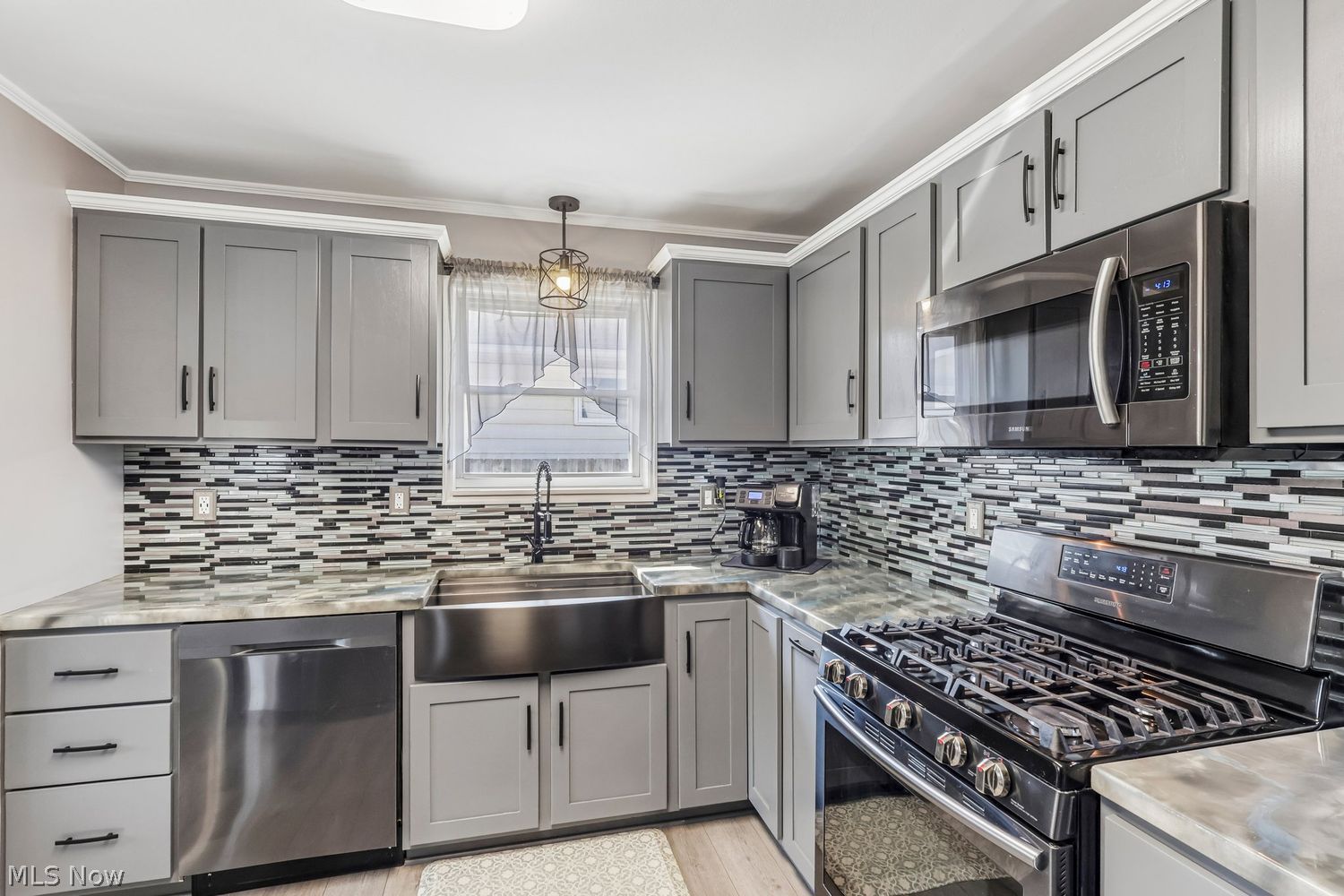 3126 Marioncliff Drive Parma OH 44134