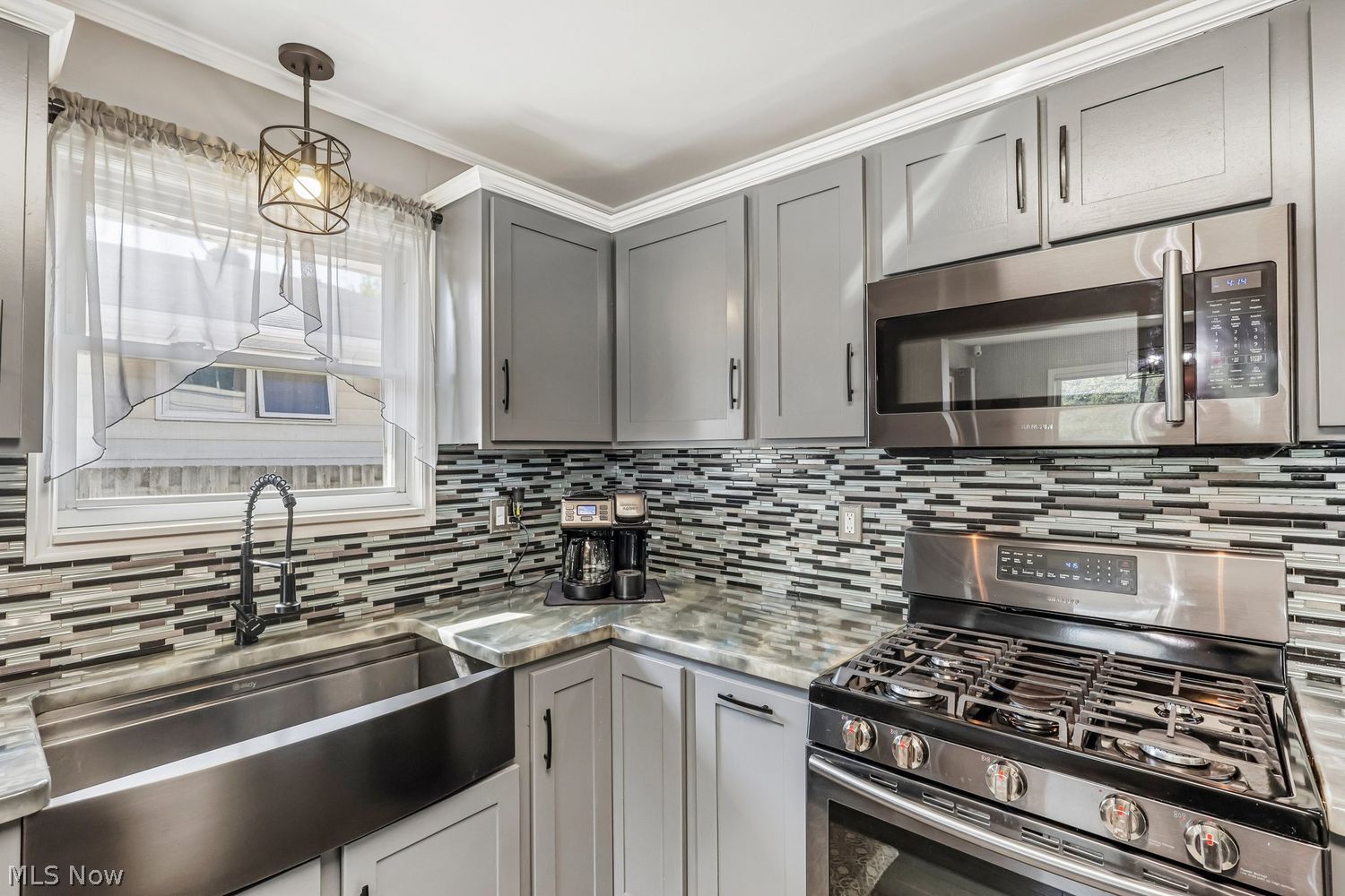 3126 Marioncliff Drive Parma OH 44134