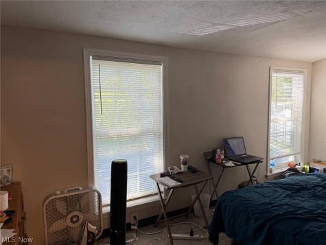 25450 Farringdon Avenue Euclid OH 44132