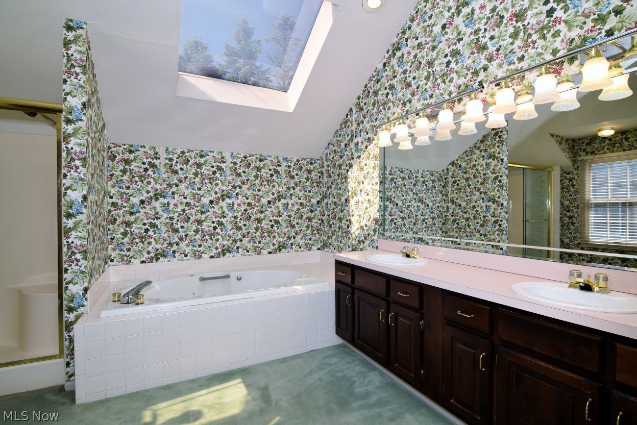 20816 S Woodland Road Shaker Heights OH 44122