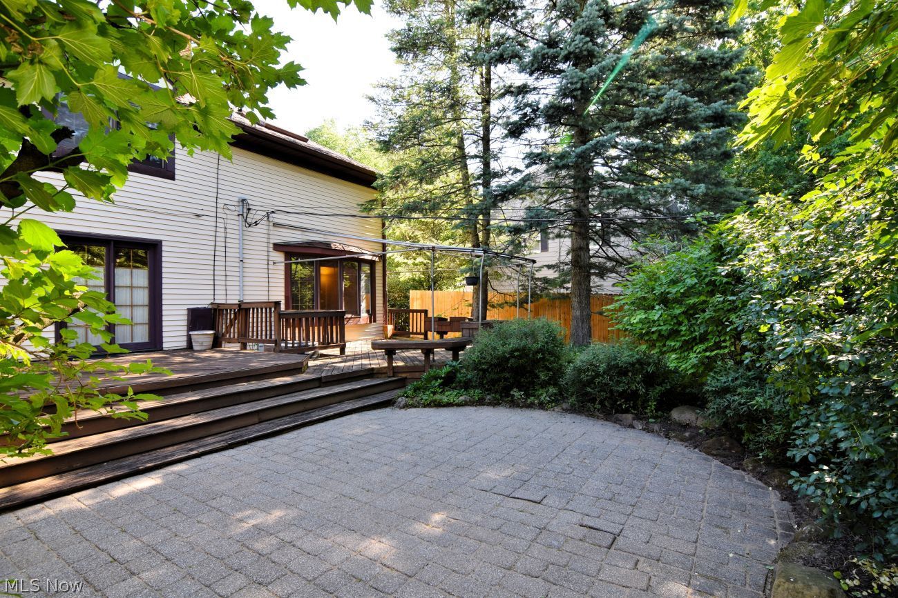 20816 S Woodland Road Shaker Heights OH 44122