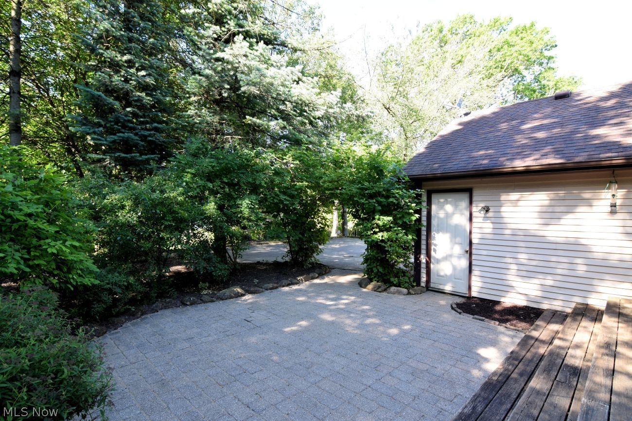 20816 S Woodland Road Shaker Heights OH 44122