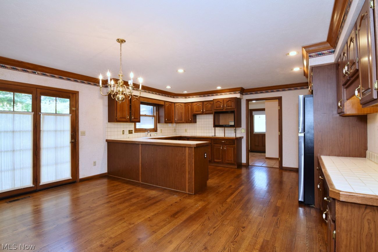 20816 S Woodland Road Shaker Heights OH 44122