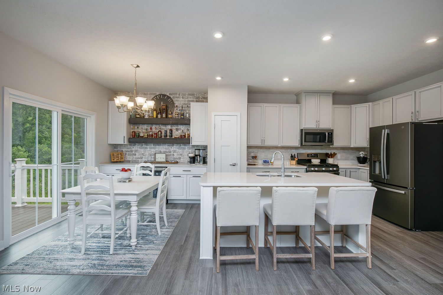 3065 Bonita Circle SE Canal Fulton OH 44614