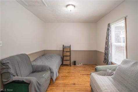1136 Beardsley Street Akron OH 44301