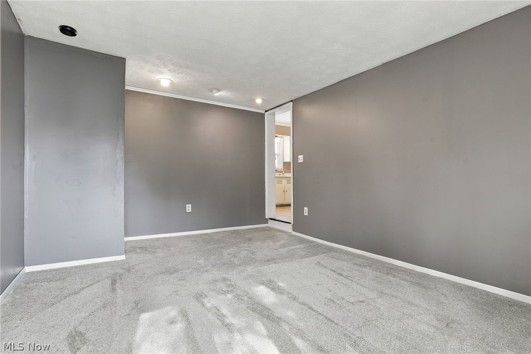1536 Sunset Avenue Akron OH 44301