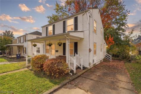 1536 Sunset Avenue Akron OH 44301