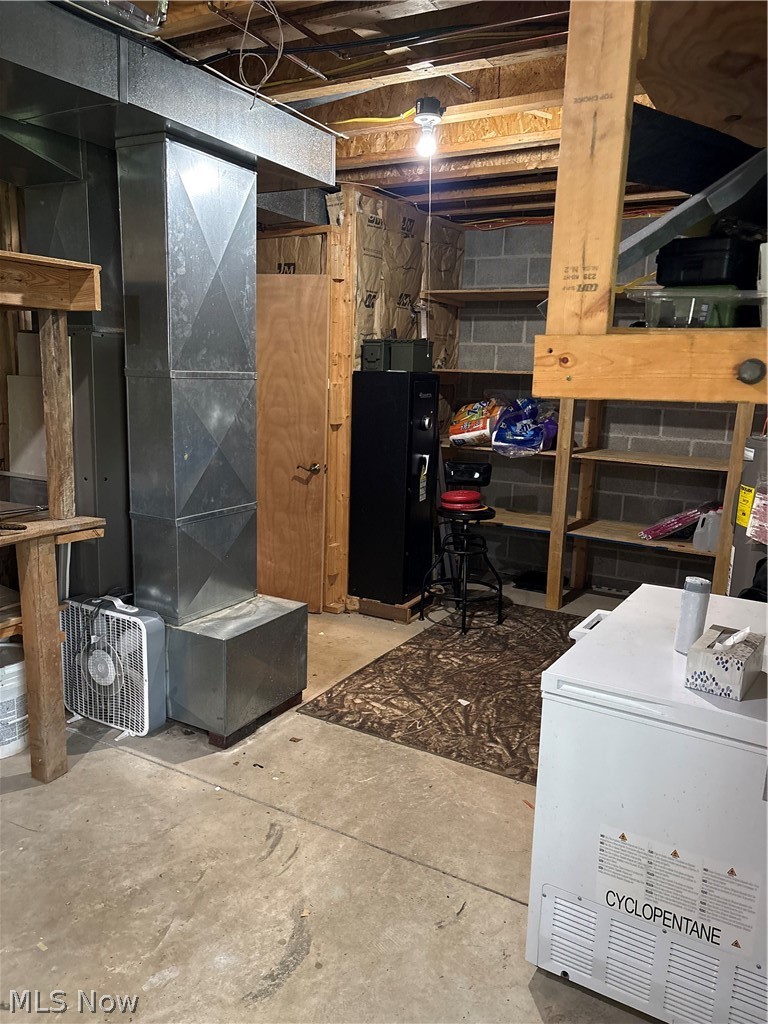 3300 Ivory Road NW Carrollton OH 44615