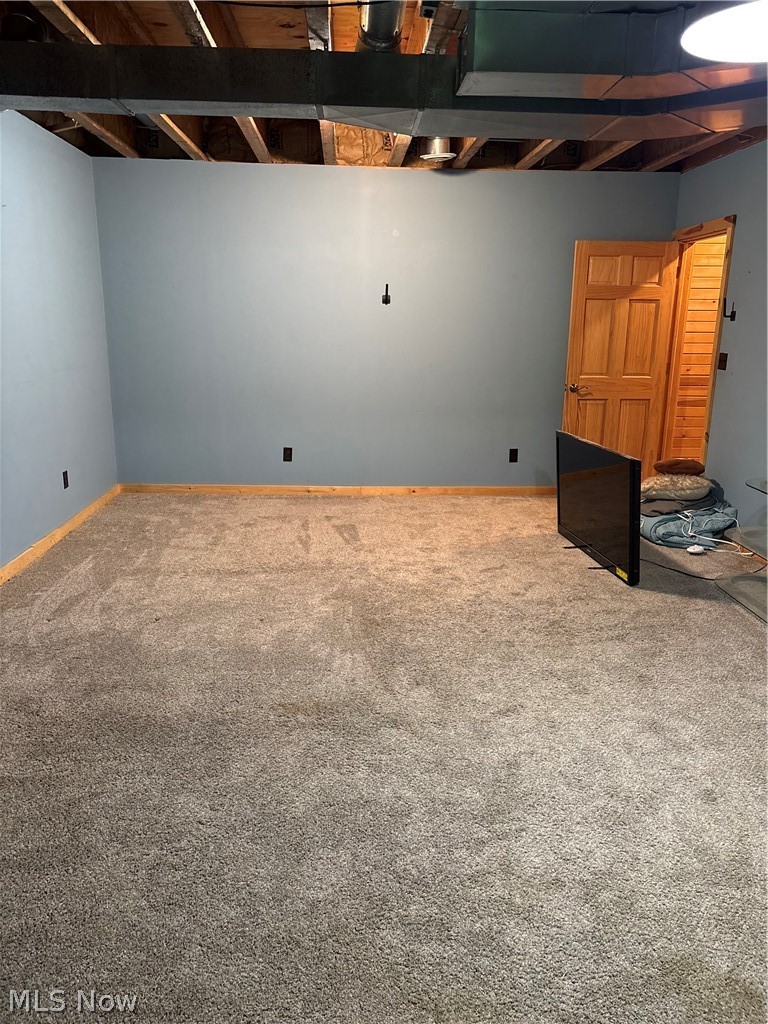 3300 Ivory Road NW Carrollton OH 44615