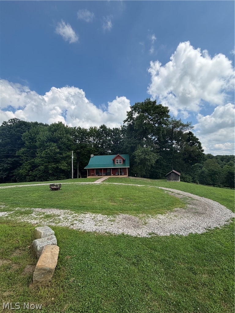 3300 Ivory Road NW Carrollton OH 44615