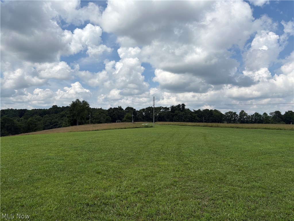 3300 Ivory Road NW Carrollton OH 44615