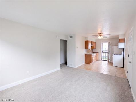 12722 Emery Avenue Cleveland OH 44135
