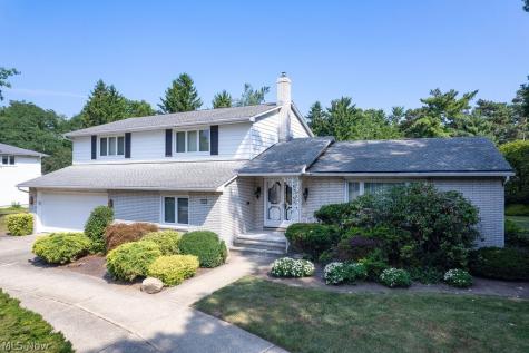 25451 Hilltop Drive Beachwood OH 44122