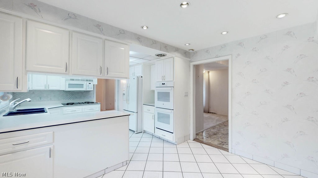 25451 Hilltop Drive Beachwood OH 44122