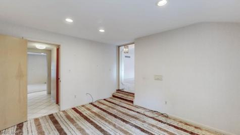 25451 Hilltop Drive Beachwood OH 44122