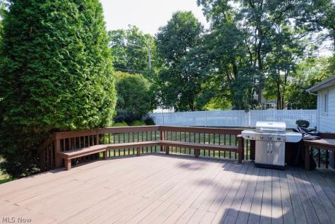 25451 Hilltop Drive Beachwood OH 44122