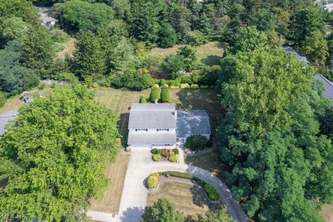 25451 Hilltop Drive Beachwood OH 44122