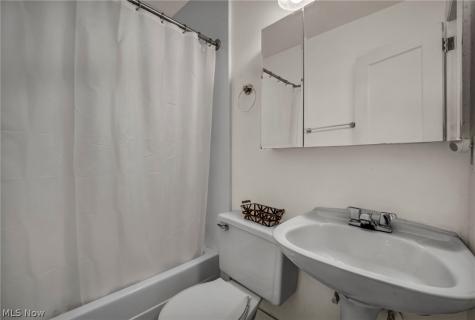 8375 Nowlen Street Mentor OH 44060