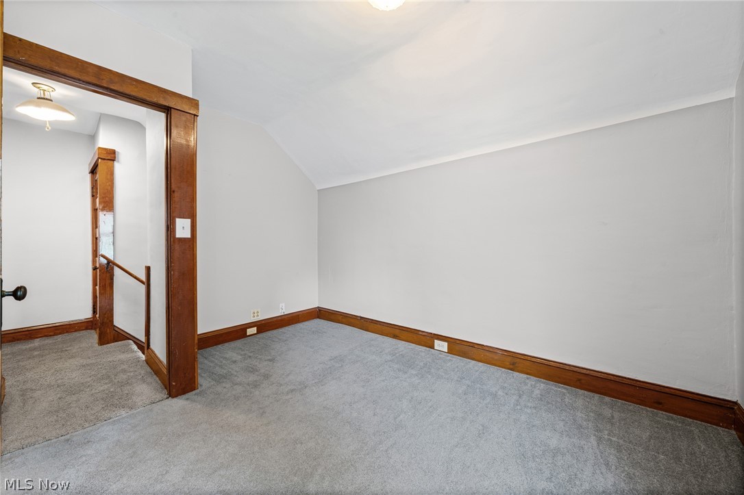 1312 Saint Charles Avenue Lakewood OH 44107