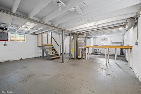1312 Saint Charles Avenue Lakewood OH 44107