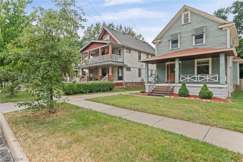 1312 Saint Charles Avenue Lakewood OH 44107
