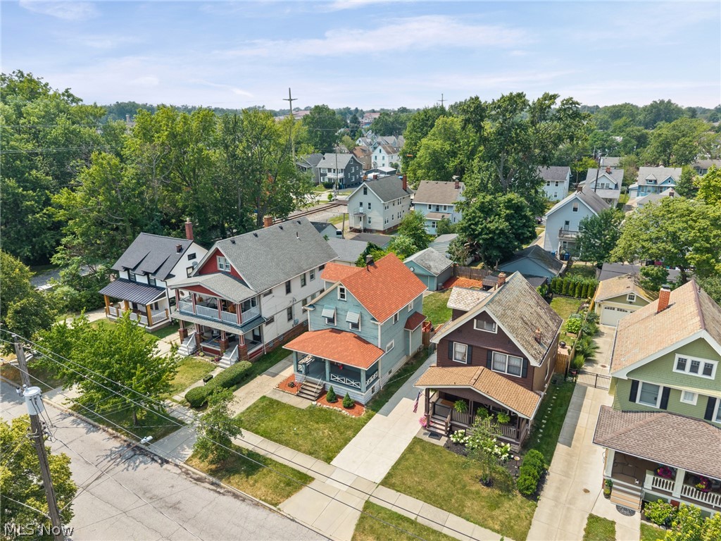 1312 Saint Charles Avenue Lakewood OH 44107