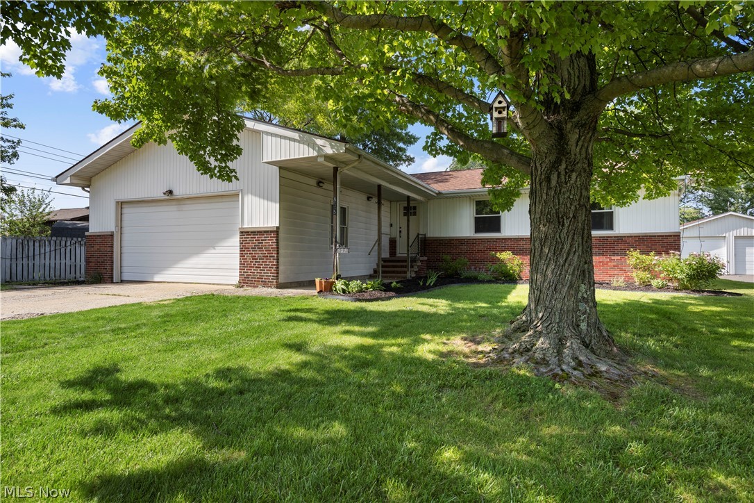 835 Columbia Drive Amherst OH 44001