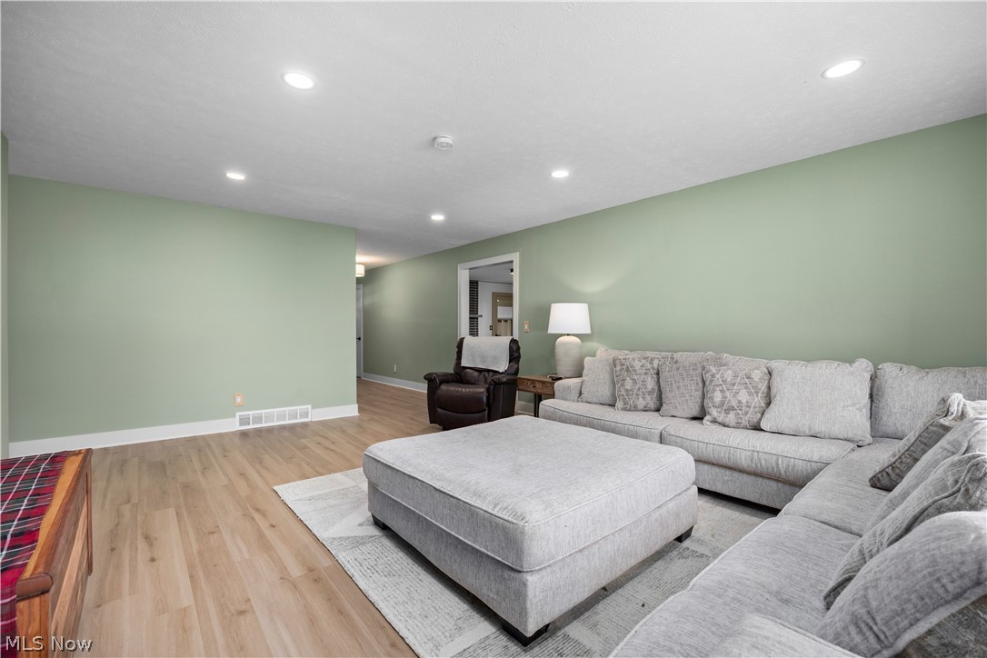 835 Columbia Drive Amherst OH 44001